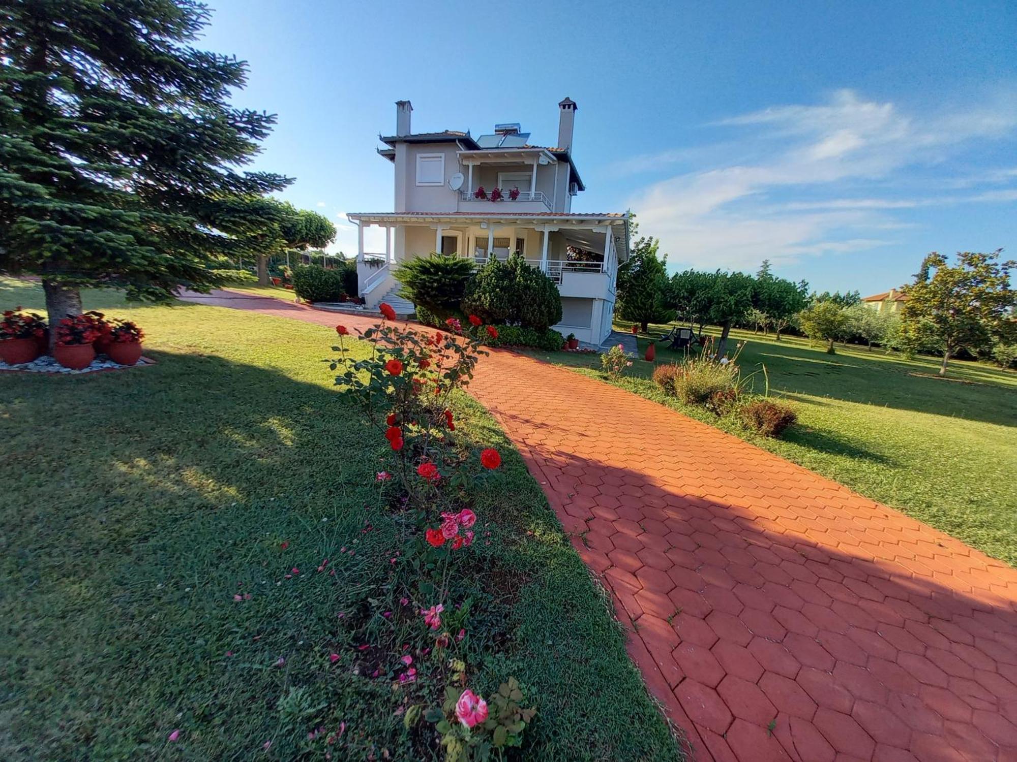 Tammy's Garden House Villa *